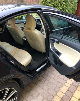 Volvo S60 cena 69000 przebieg: 80700, rok produkcji 2018 z Augustów małe 172